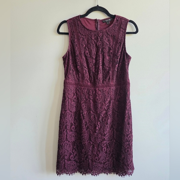 Banana Republic - Deep Red Lace Midi Dress - Size 6P - Picture 1 of 6